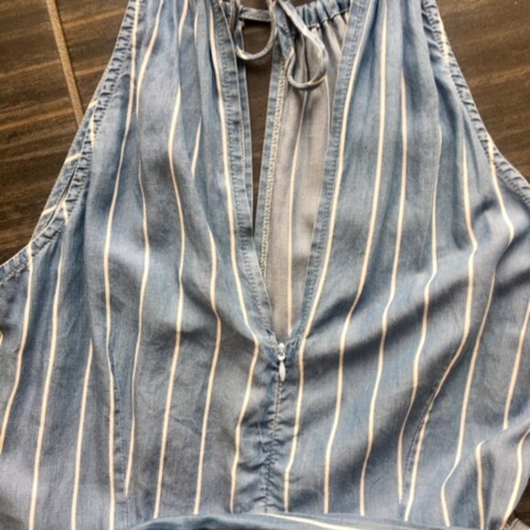 FATE  tencel blue/white striped jumpsuit with tie up halter neck size small - Picture 12 of 13